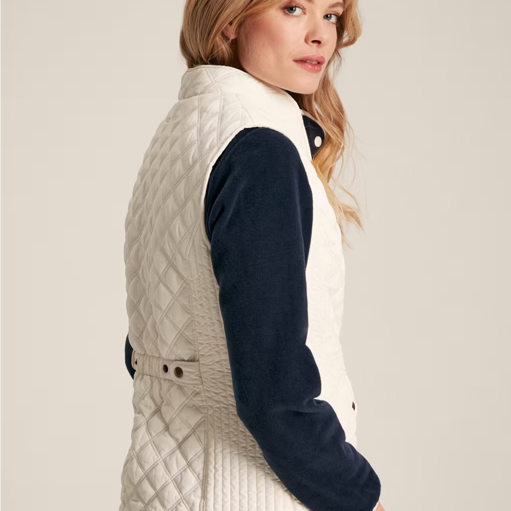 Liz & Co. Tan Quilted Sweater Vest with Stand-Up Collar